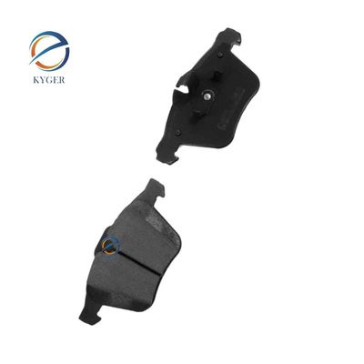 購入 C2D60654 Auto Ceramic Front Brake Pad 02C2Z14096 02C2C40926 C2C27291 C2C36974 C2Z14096 for Jaguar F-TYPE オンライン製造