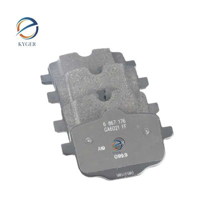 購入 34216867175 High Quality Auto Parts Brake Pads 3421 6867 175 34216775346 34216798196 34216857805 34212284466  for BMW 520d 530d オンライン製造