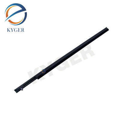 右側の後ドアベルトと窓の外側の天気帯 LR044651 CGE000502 ランドローバー