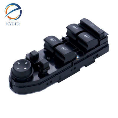 前左ウィンドウ スイッチボタン 61316951909 BMW 5シリーズ e60 e61 520d 520i 530i 525i OEM 61316951904
