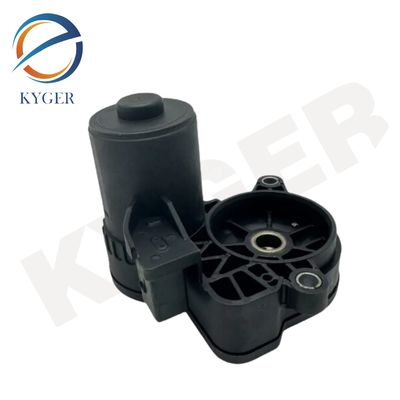 3421 6860 007 自動車部品 電気駐車ブレーキアクチュエーター 34216860007 ブレーキキャリパーハウジング 組立 BMW 1シリーズ